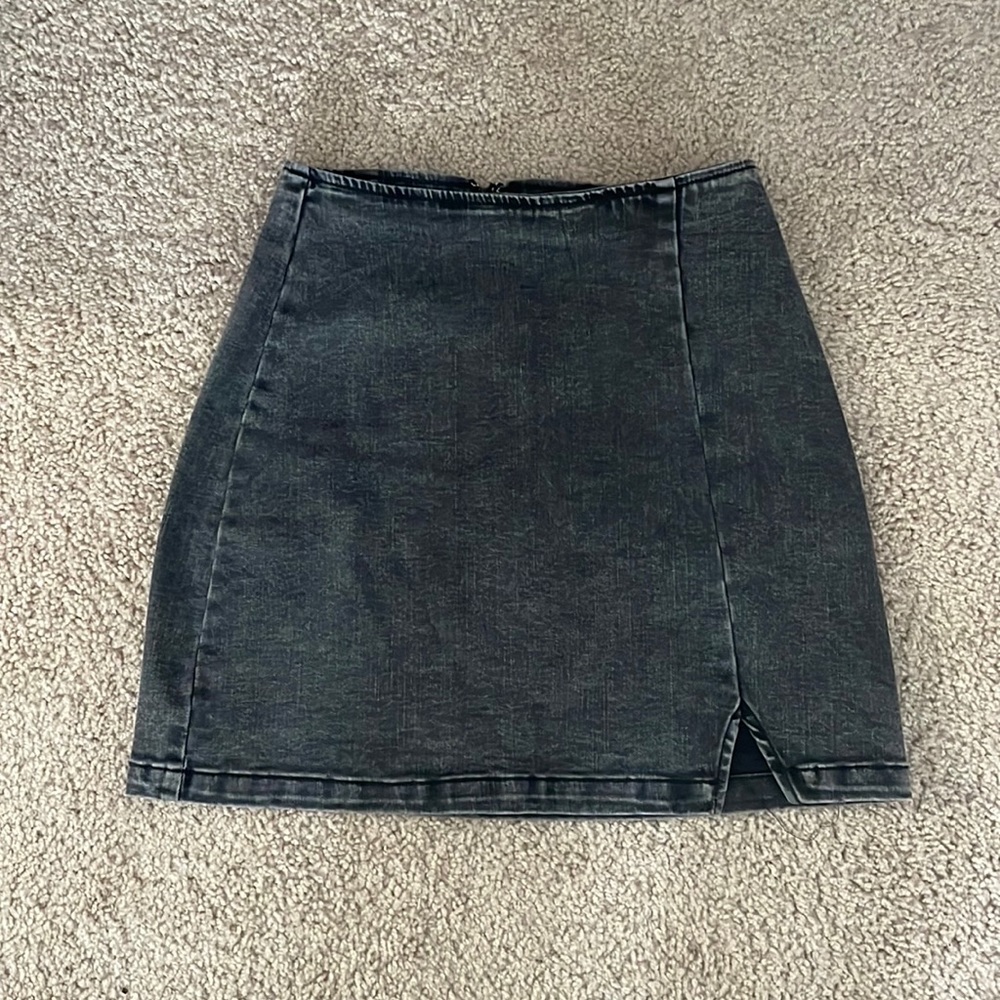 black wild fable skirt